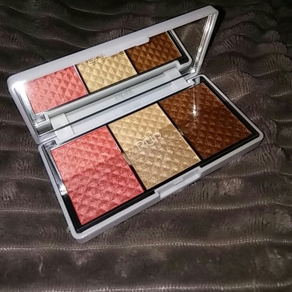 NWOB PUR "Dreamer"  cheek palette